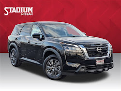 2024 Nissan Pathfinder S