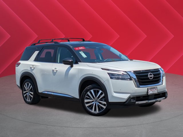 2022 Nissan Pathfinder Platinum